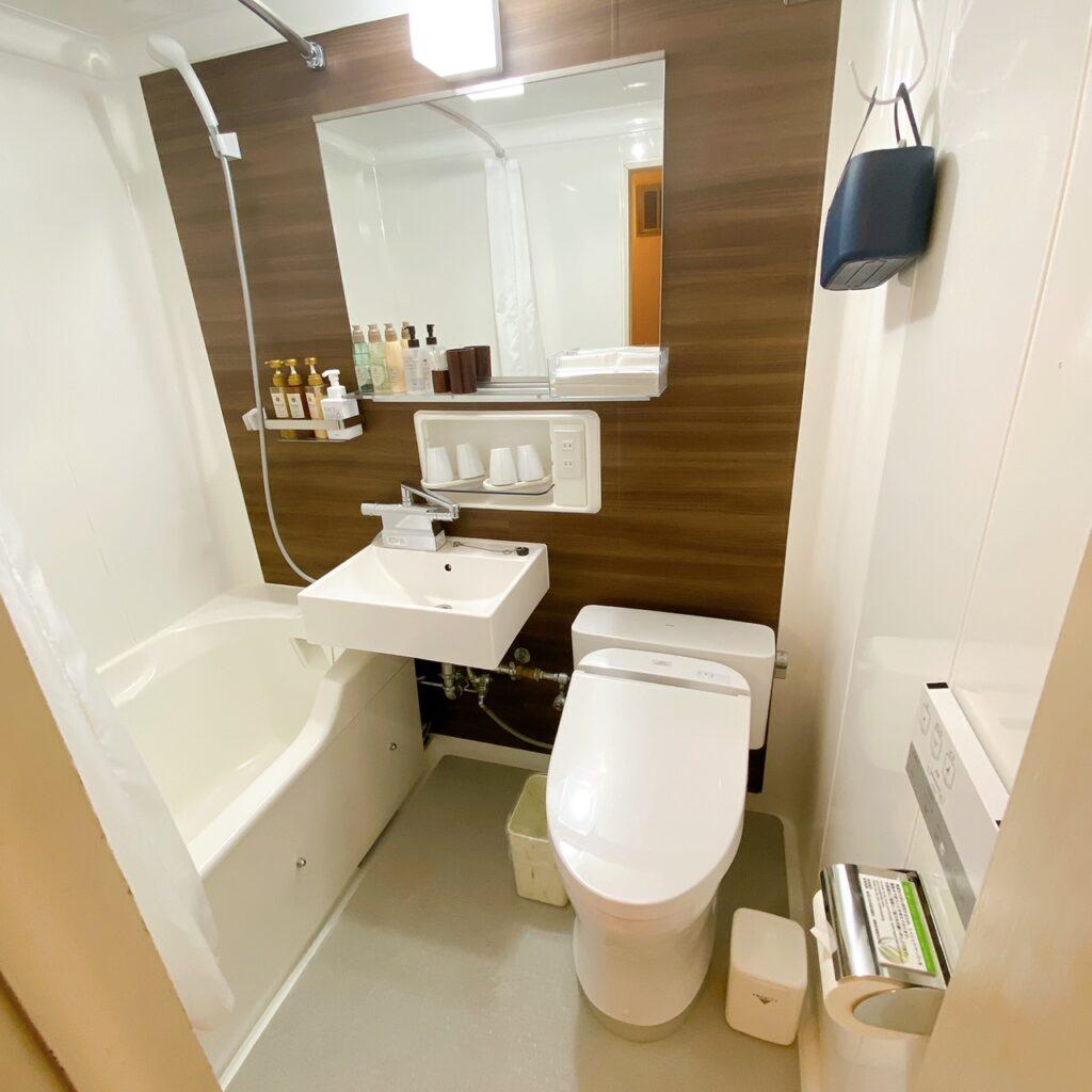 富士レークホテル 和室 トイレとお風呂を撮影した写真