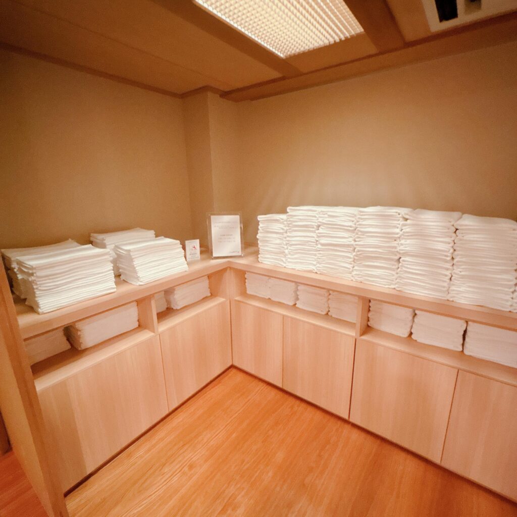 庄川温泉ゆめつづり バスタオルとタオルコーナーを撮影した画像3