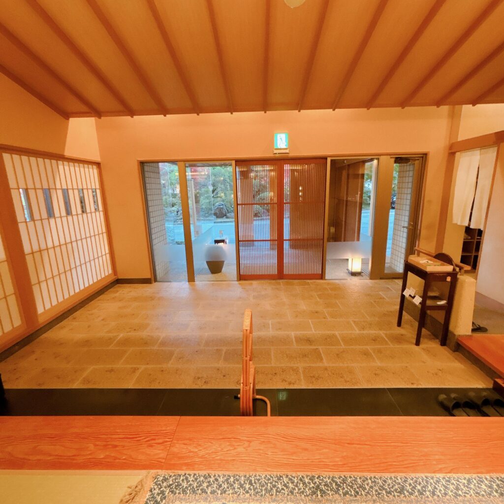 庄川温泉ゆめつづりの玄関を写した写真