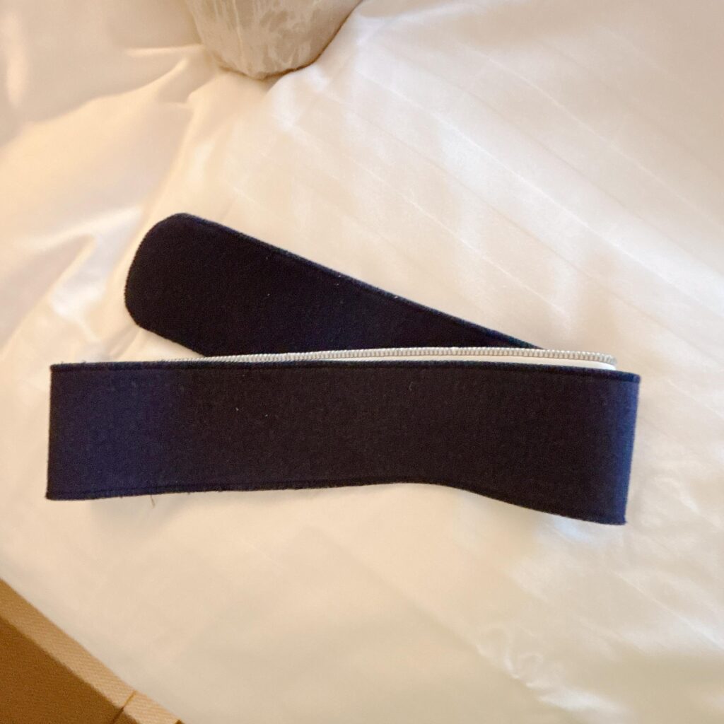 庄川温泉ゆめつづり 就寝時の帯の代わりになるベルトを撮影した画像