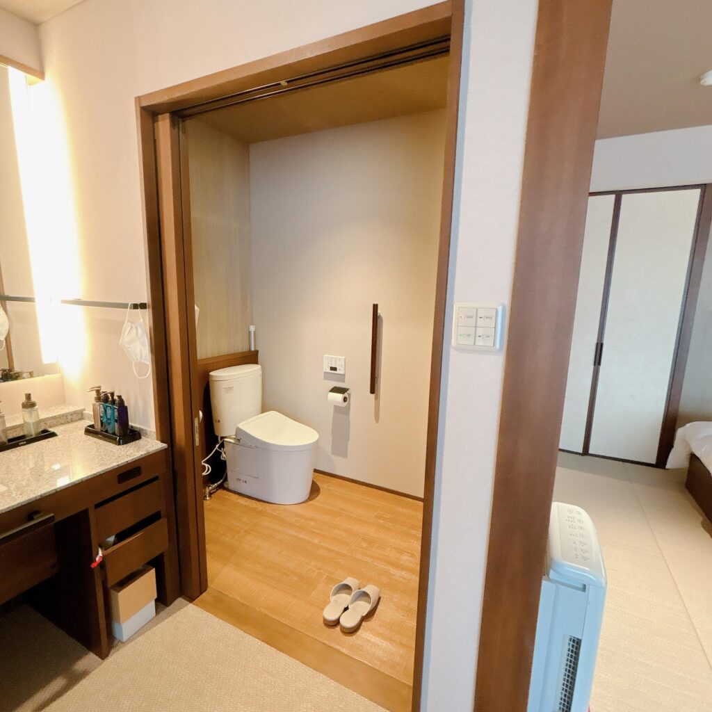 庄川温泉ゆめつづり 客室のトイレを撮影した画像