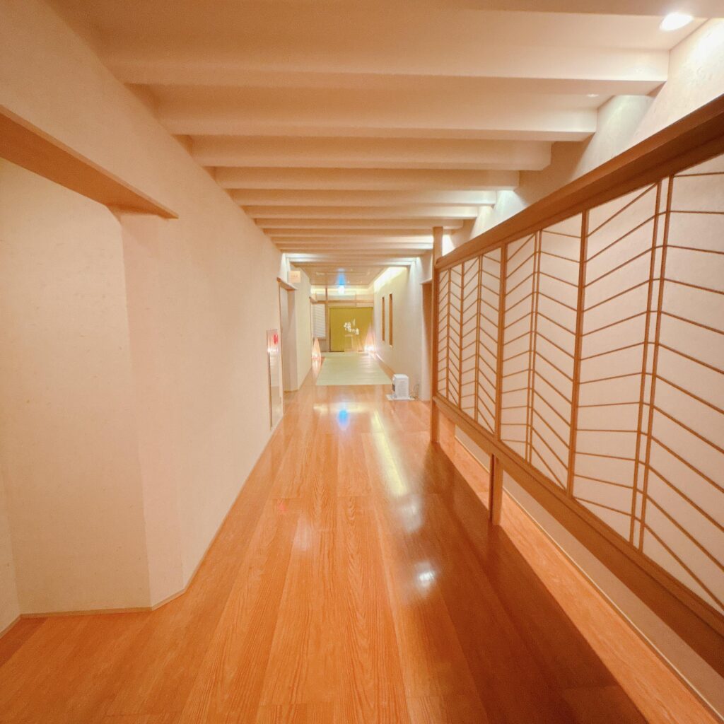 庄川温泉ゆめつづり 大浴場まで向かう様子を撮影した画像1