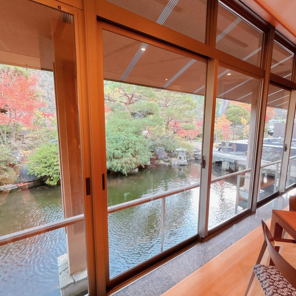 庄川温泉ゆめつづり 朝食会場の眺めを撮影した画像