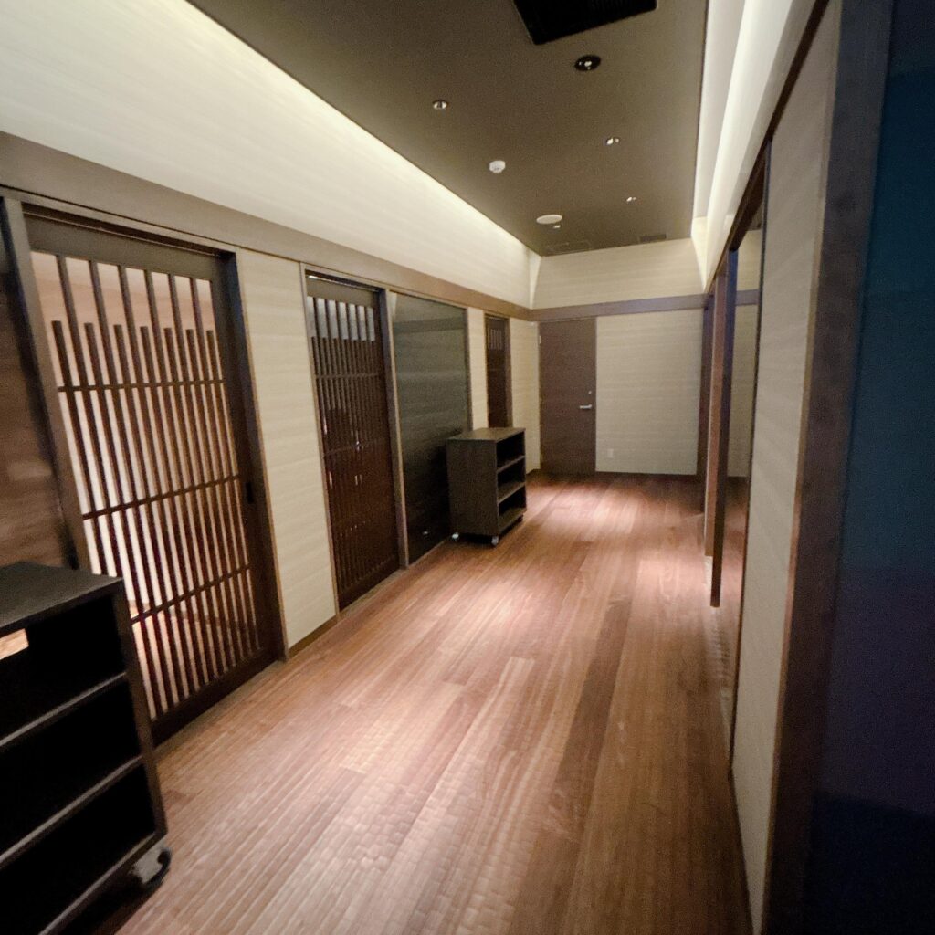 庄川温泉ゆめつづり 夕食会場の様子を撮影した画像1