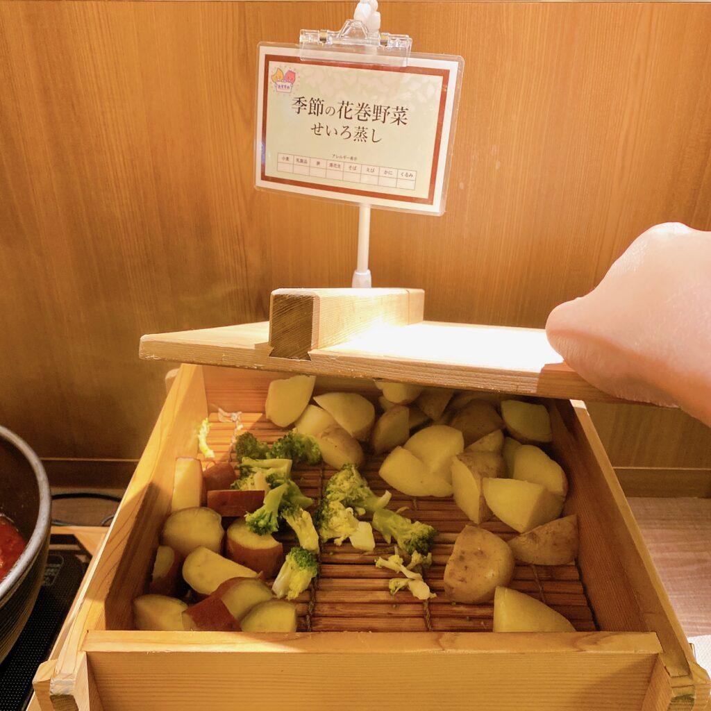 愛隣館 バイキング会場 里山ダイニング 夕食ビュッフェのメニューを撮影した画像5