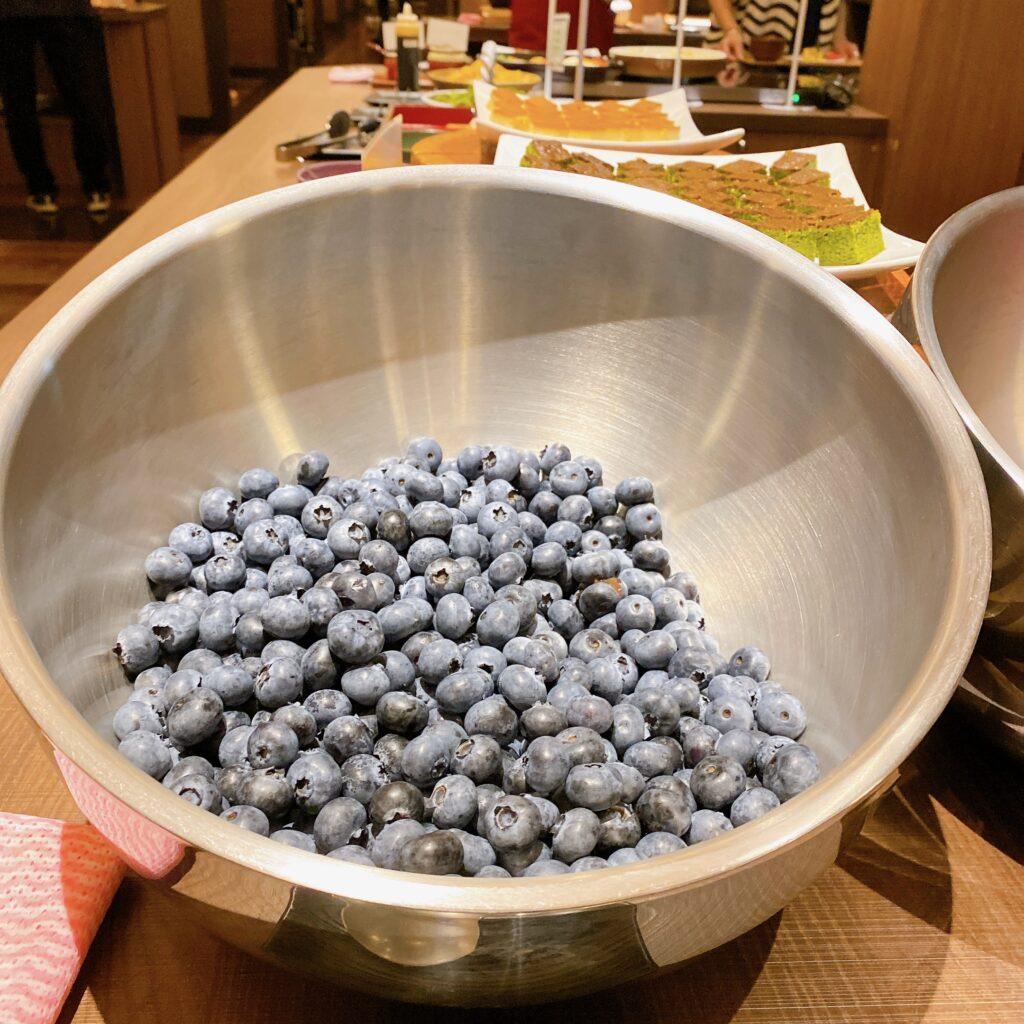 愛隣館 バイキング会場 里山ダイニング 夕食ビュッフェのメニューを撮影した画像36