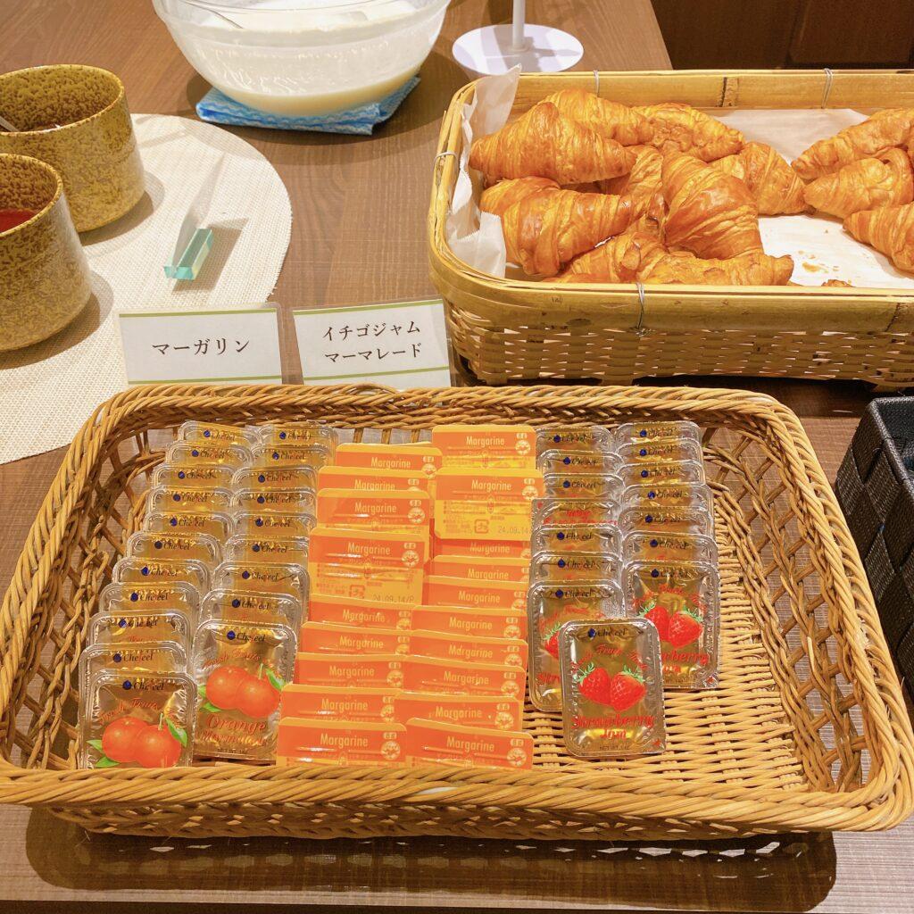 愛隣館 バイキング会場 里山ダイニング 朝食ビュッフェのメニューを撮影した画像22