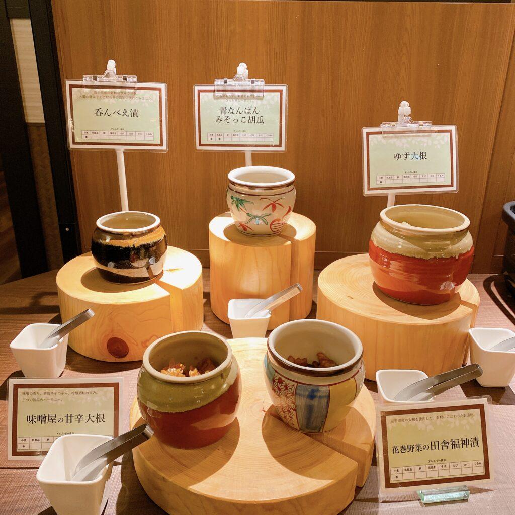 愛隣館 バイキング会場 里山ダイニング 夕食ビュッフェのメニューを撮影した画像19