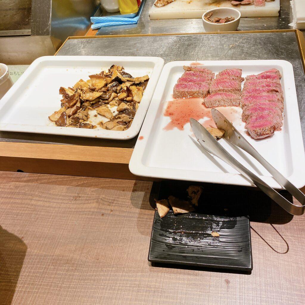 愛隣館 バイキング会場 里山ダイニング 夕食ビュッフェのメニューを撮影した画像27