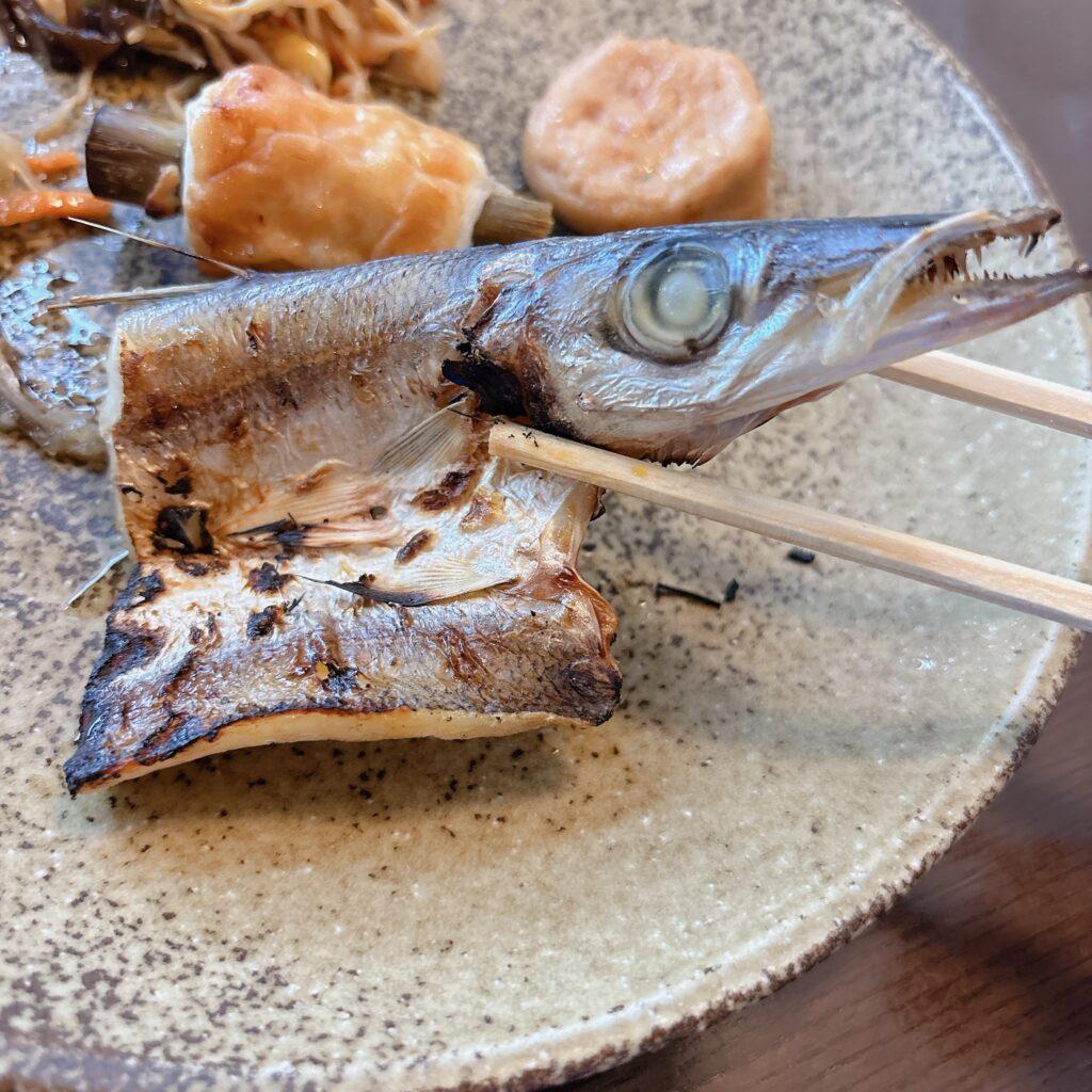 アオアヲナルトリゾート　朝食バイキング　炭火焼のお魚を撮影した写真5