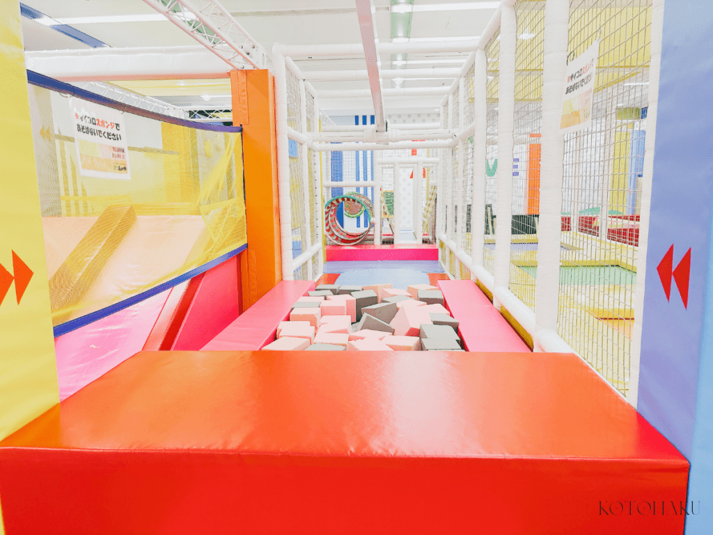 蓼科グランドホテル滝の湯　館内のキッズパークを撮影した画像11