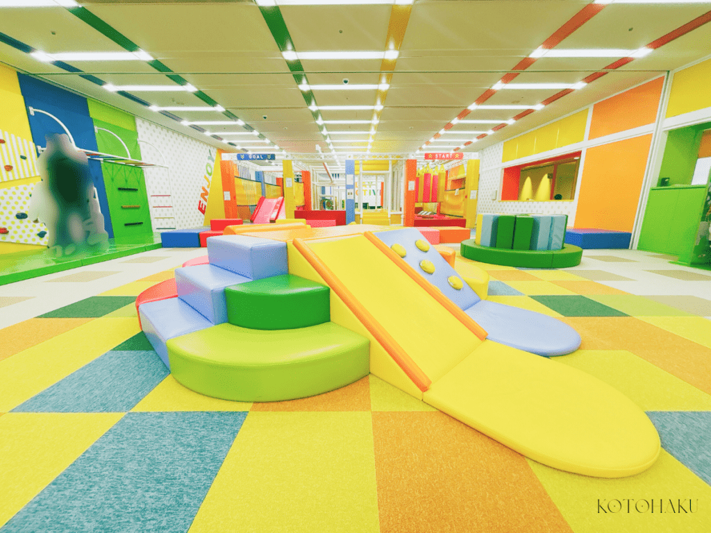 蓼科グランドホテル滝の湯　館内のキッズパークを撮影した画像2