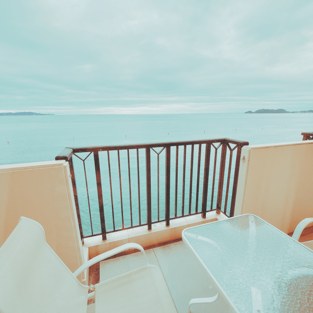 アオアヲナルトリゾート　和室　ベランダから見える景色を撮影した画像