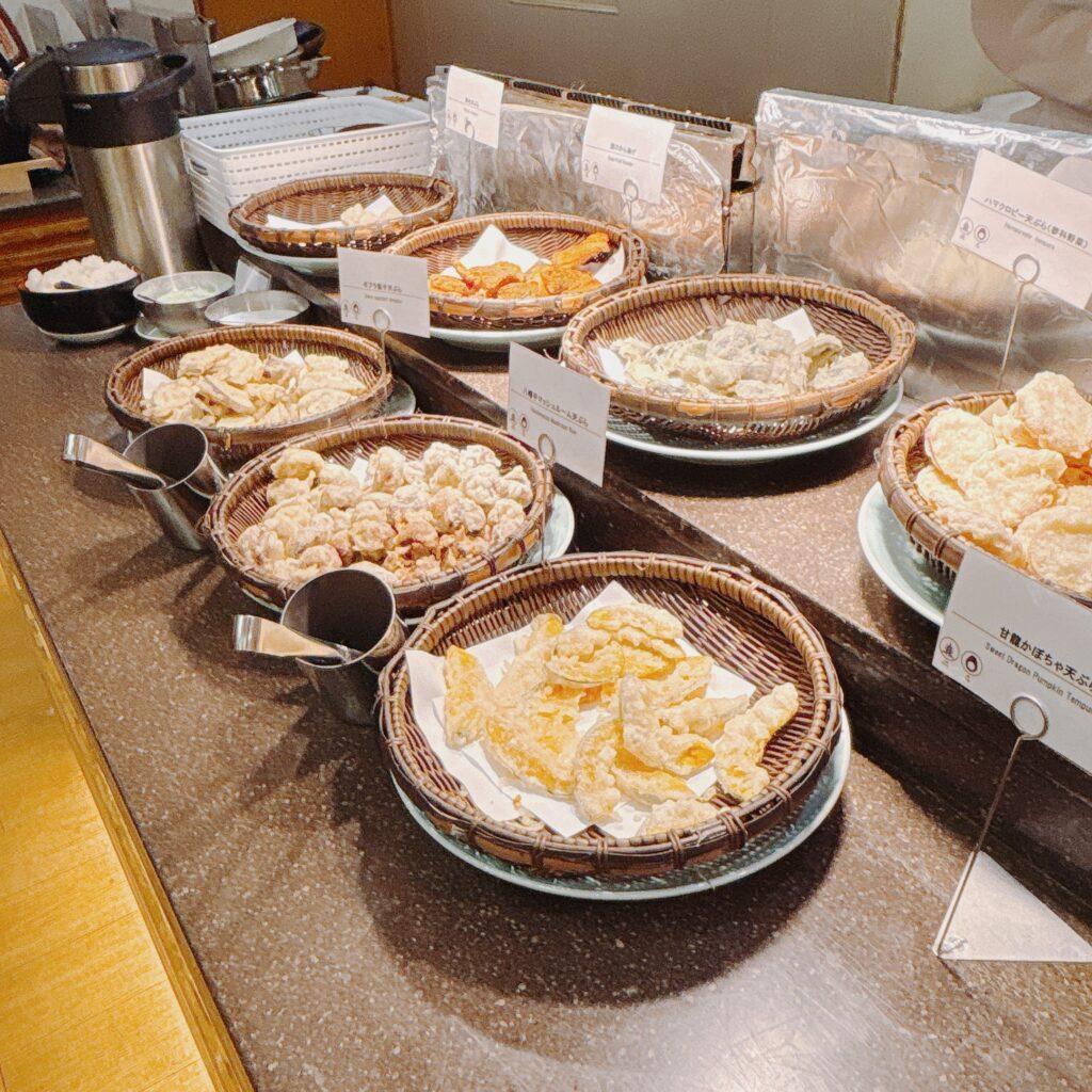 蓼科グランドホテル滝の湯　夕食ビュッフェのメニューを撮影した画像36